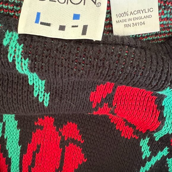 80's Pullover Sweater - Black with Red Roses - Size Medium - Picture 6 of 6